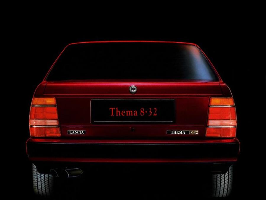  Lancia Thema 8.32 1986 года  (фото 12 из 13)
